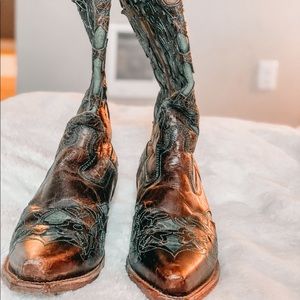 Corral women’s boots!